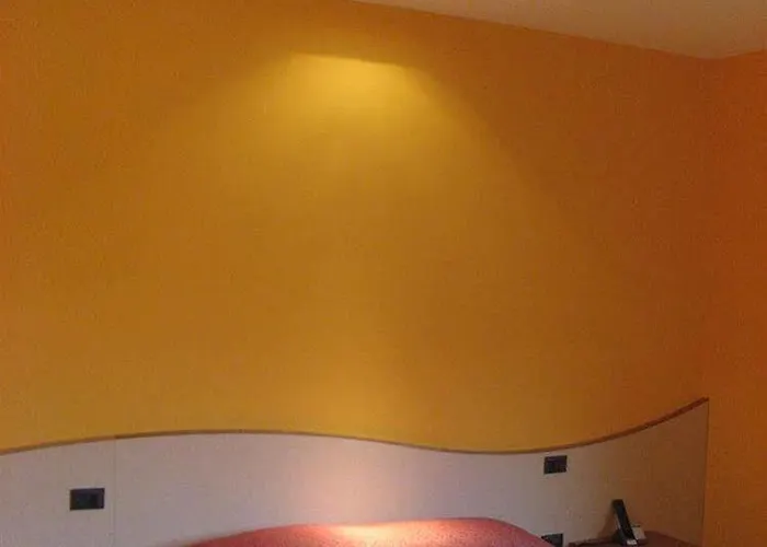 Elodia Relais 라킬라